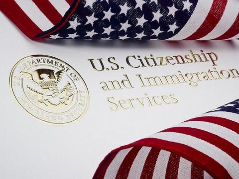 美国生小孩的孕妈在办证时，填写父亲的空栏不要随便填写
