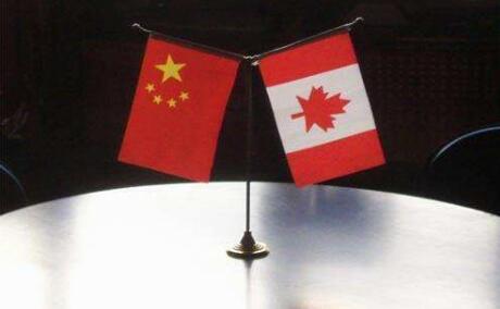 加拿大生孩子VS去美国生孩子,哪个更好?