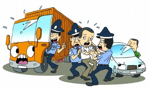 赴美生子的孕妈在证件齐全的情况下，被遣返的原因是什么？