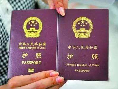 孩子在美国出生，是否可以获得美国护照和香港护照？
