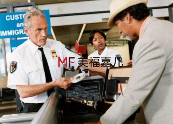 诚实签美国产子被遣返了,是什么原因?