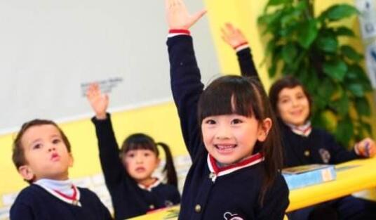 赴美生子回国后,如何让美宝上公立中小学?