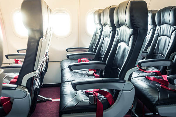 去洛杉矶生子长途飞行中的注意事项