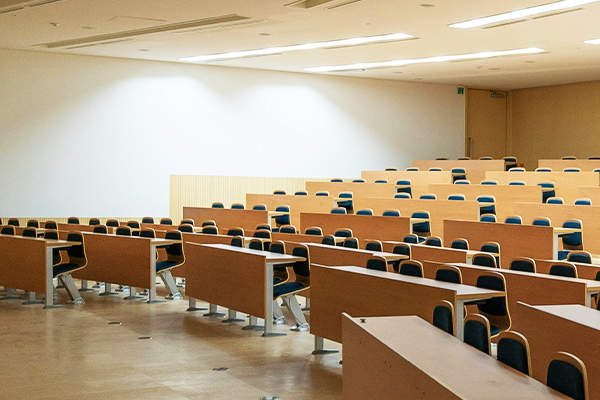 赴美产子后孩子能否回到国内上学