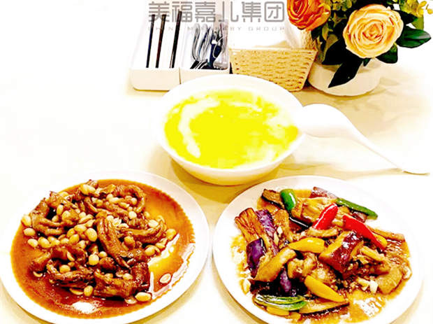 ����������ʳ���ԣ�ΪĸӤ�������η���
